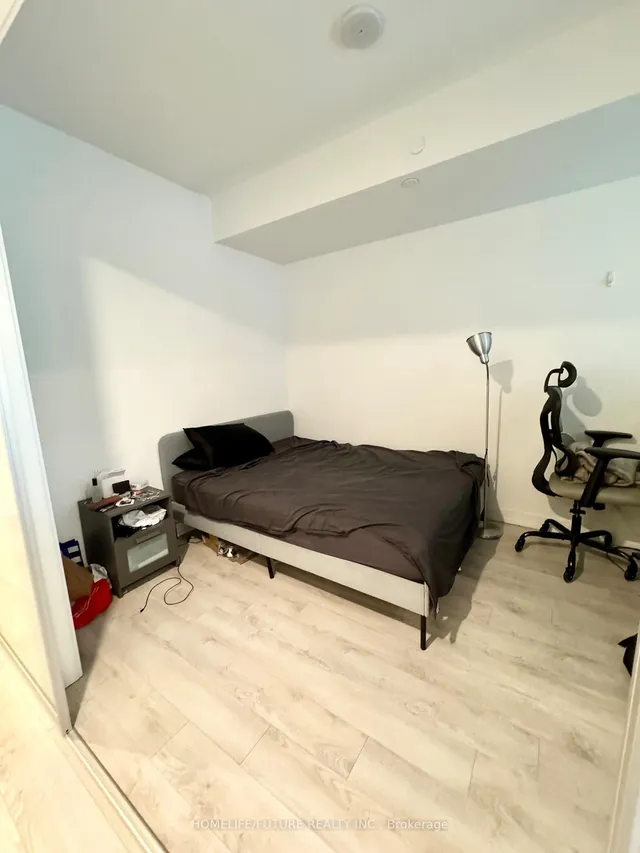 Additional image 20 of 33 Helendale Ave Unit 1802