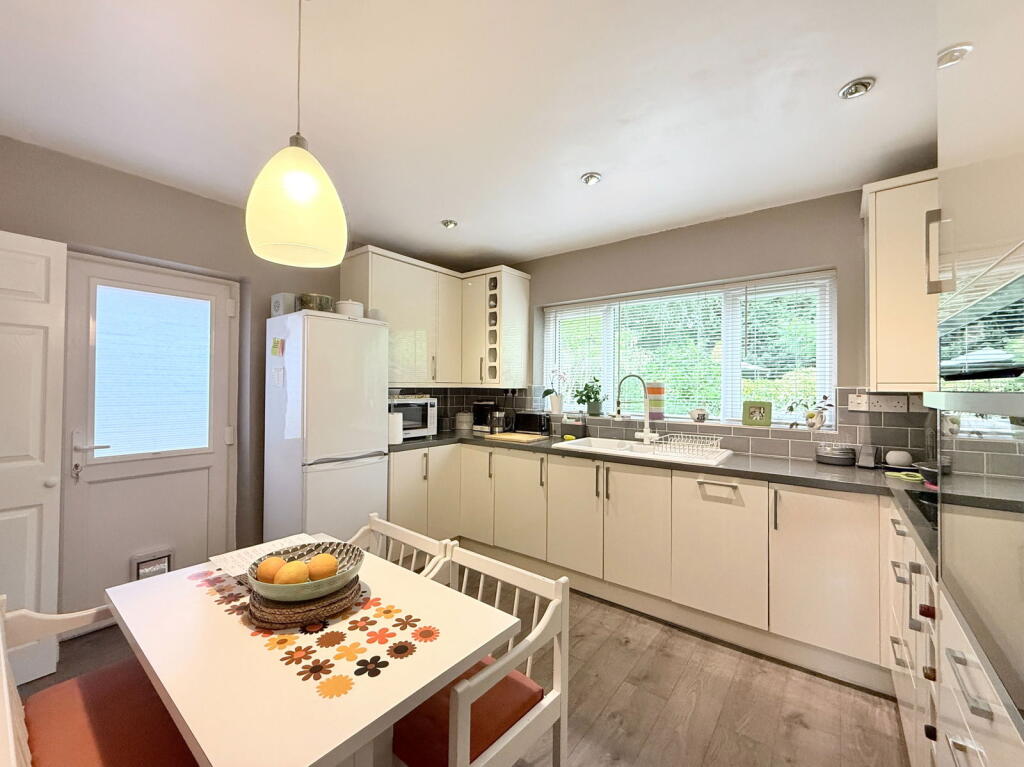 Additional image 5 of Ulverley Green Road, Solihull