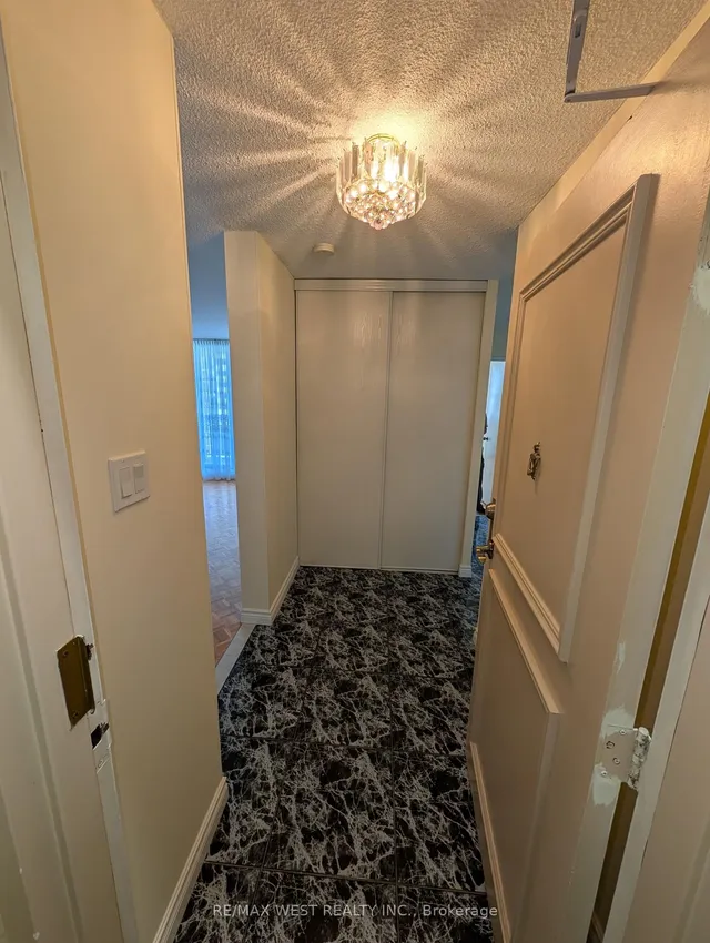 Additional image 8 of 205 Hilda Ave Unit 1306