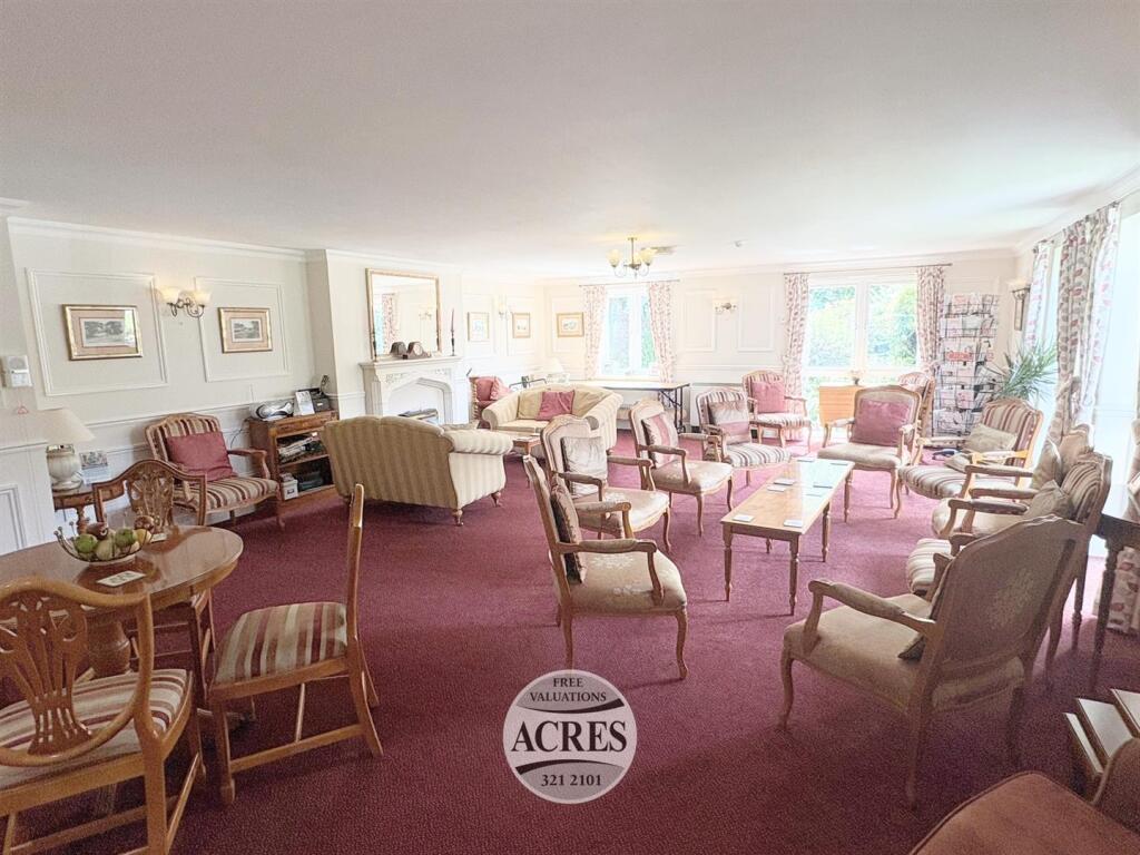 Additional image 13 of Owen Court, 2-12 Hollyfield Road