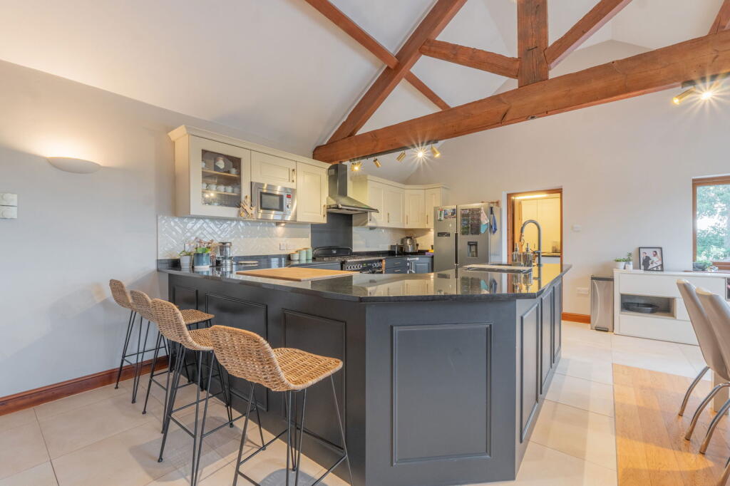 Additional image 6 of Longview Barn, Hewell Lane, Tardebigge, Worcestershire, B97 6QH