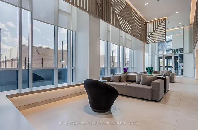 Additional image 2 of 36 Zorra St Unit 405