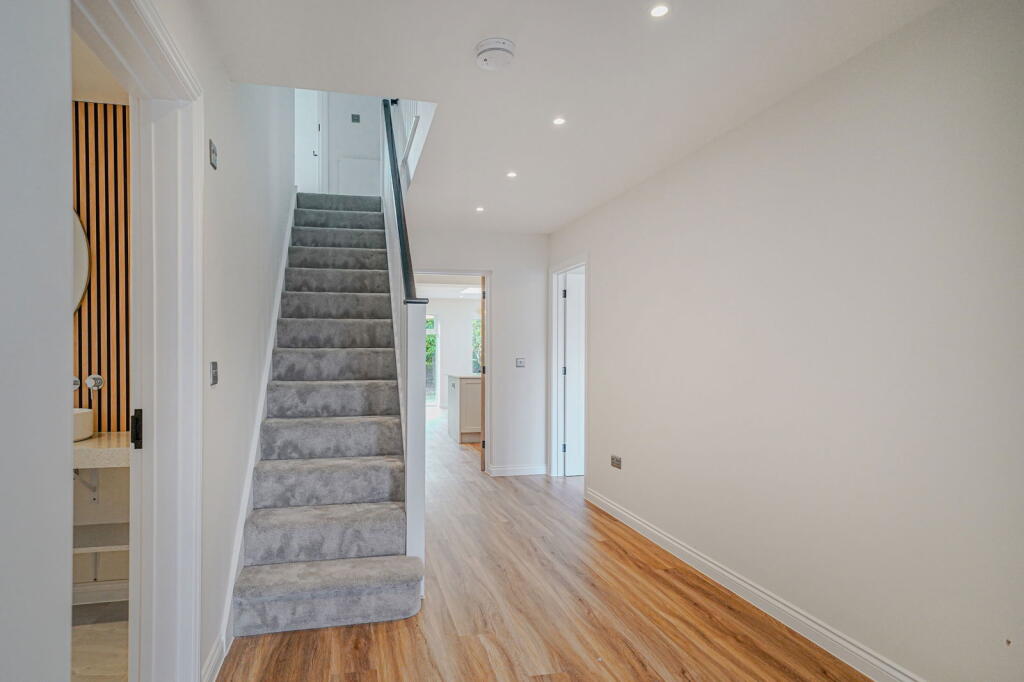 Additional image 26 of Northbrook Road, Shirley