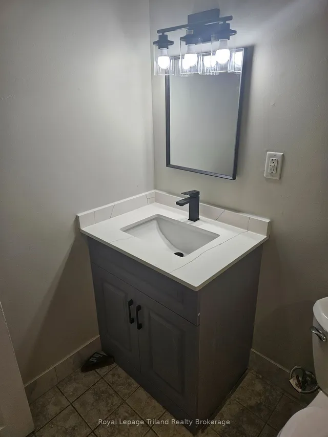 Additional image 32 of 62 Histon Cres