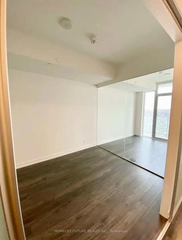 Additional image 13 of 33 Helendale Ave Unit 1802