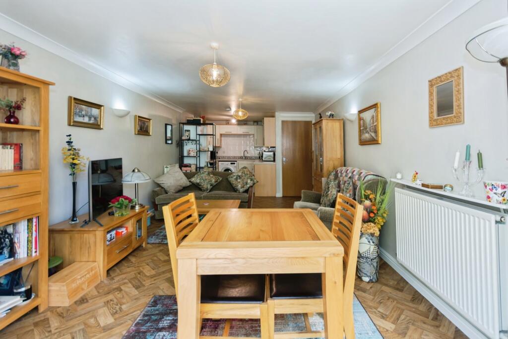 Additional image 6 of Warwick Road, Solihull, West Midlands, B92