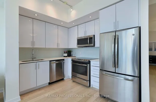 Additional image 9 of 2212 Lake Shore Blvd Unit 3009