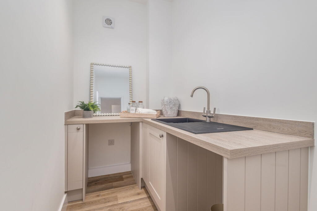 Additional image 13 of Egan Close, Dordon, Tamworth, B78 1AT