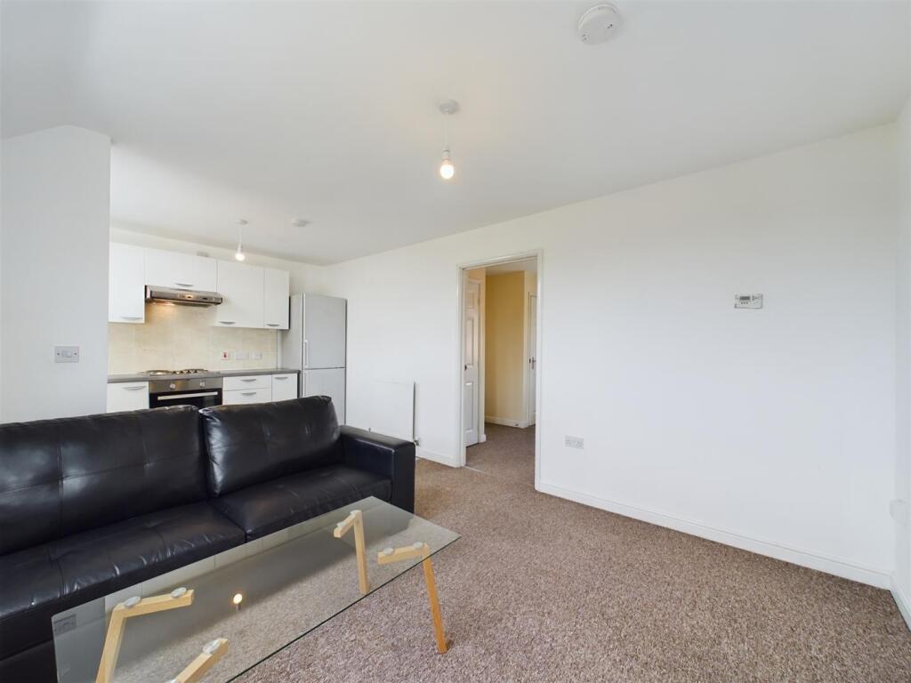 Additional image 7 of 328 Wharf LaneSolihull