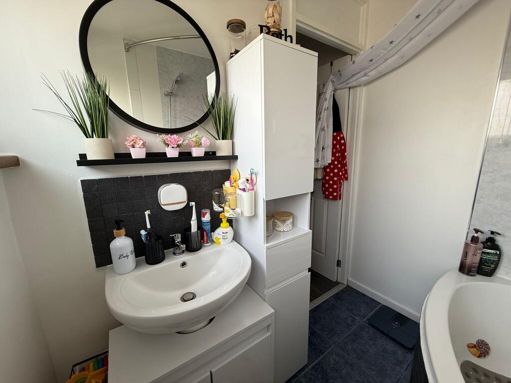 Additional image 15 of Fulbrook Close, Redditch
