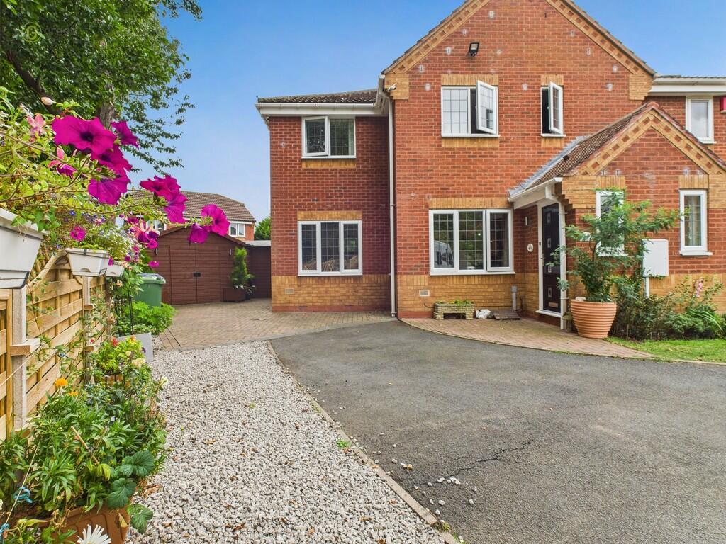 Additional image 38 of Huntingdon Close, County Drive,