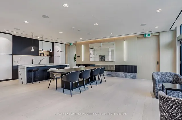 Additional image 32 of 36 Zorra St Unit 405