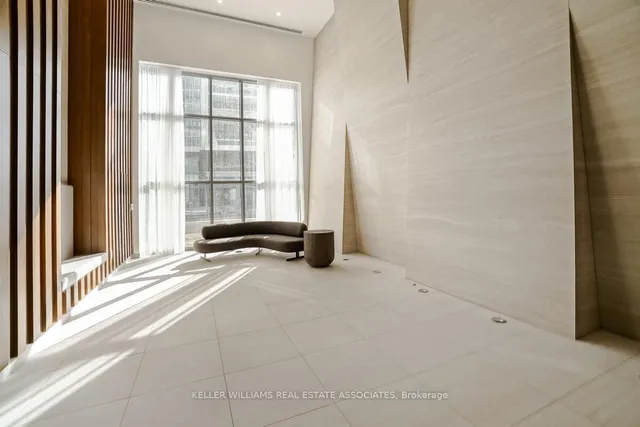 Additional image 4 of 70 Annie Craig Dr Unit 4004