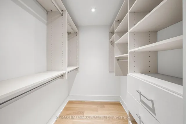 Additional image 30 of 10 Inn On The Park Dr Unit 1710