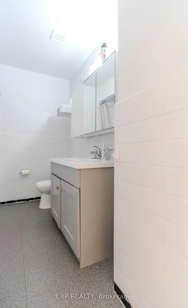 Additional image 18 of 10 Fraserwood Ave