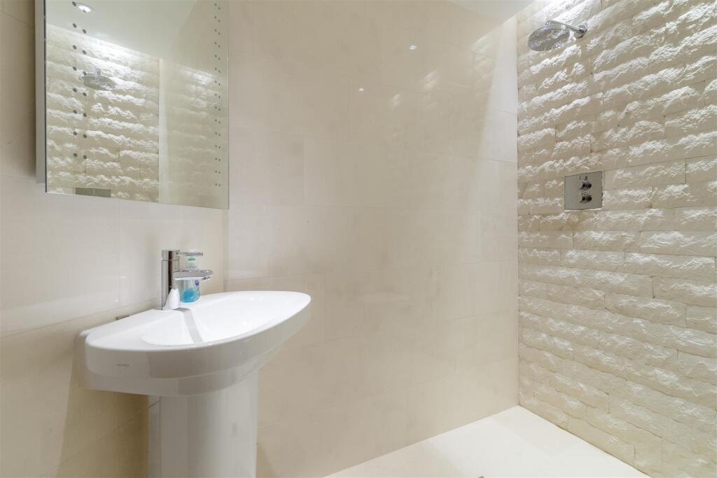 Additional image 33 of Kenilworth Road, Knowle, Solihull