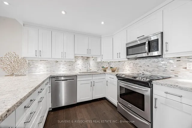 Additional image 19 of 18 Lower Village Gate Unit 108