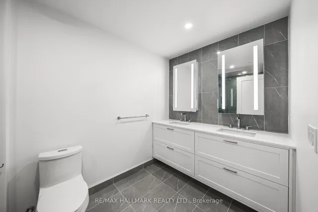 Additional image 29 of 10 Inn On The Park Dr Unit 1710