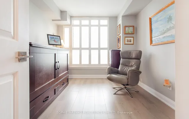 Additional image 19 of 22 Southport St Unit 538