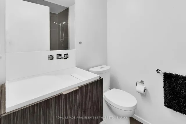 Additional image 23 of 101 Charles St Unit 2406