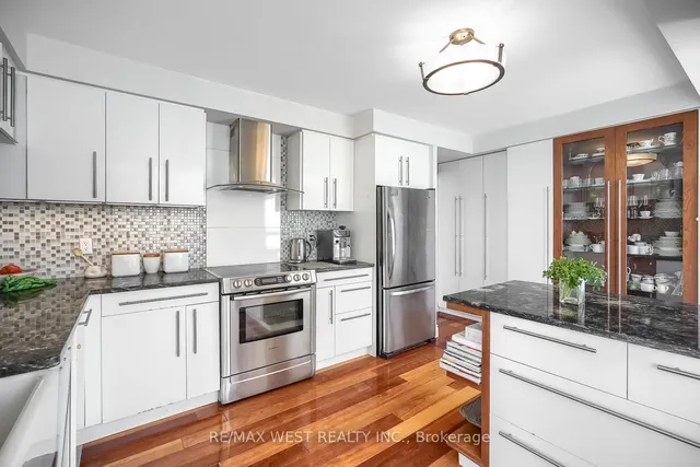 Additional image 19 of 2285 Lake Shore Blvd Unit 602