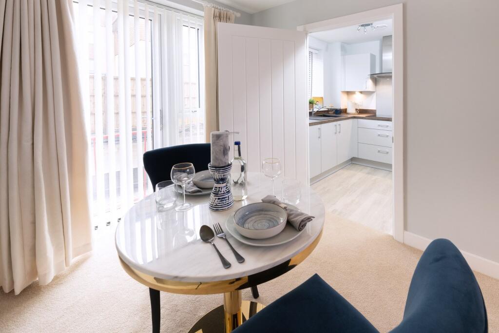 Additional image 9 of 2 Goring Street,
Goring-by-Sea,
West Sussex,
BN12 6NT