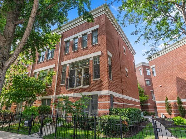 1050 W Fry St, Chicago, IL 60642
