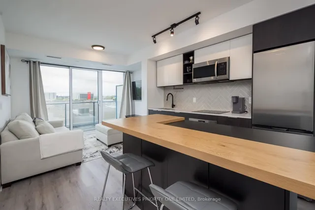 Additional image 8 of 36 Zorra St Unit 405