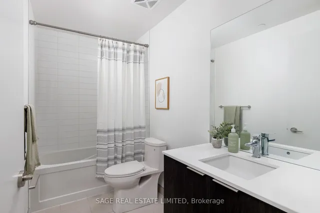 Additional image 22 of 158 Front St Unit 2210