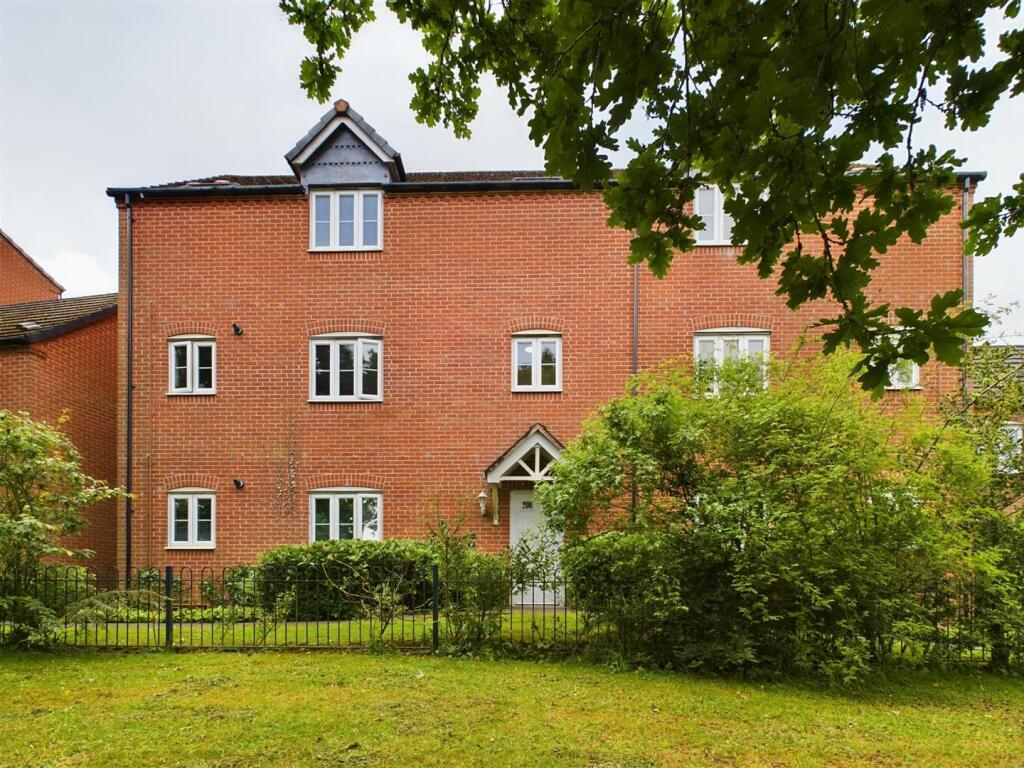 Additional image 14 of 328 Wharf LaneSolihull