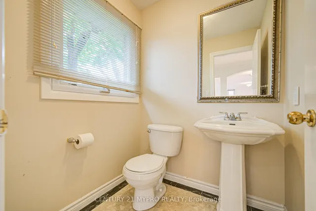 Additional image 40 of 27 Dalbret Cres