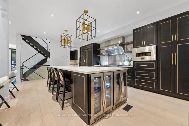 Additional image 16 of 102 Midland Ave