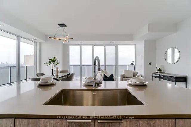 Additional image 12 of 70 Annie Craig Dr Unit 4004