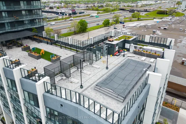 Additional image 42 of 36 Zorra St Unit 405