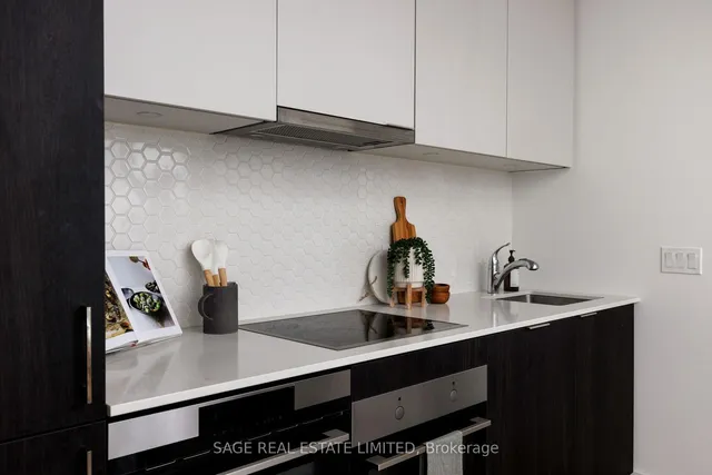 Additional image 13 of 158 Front St Unit 2210