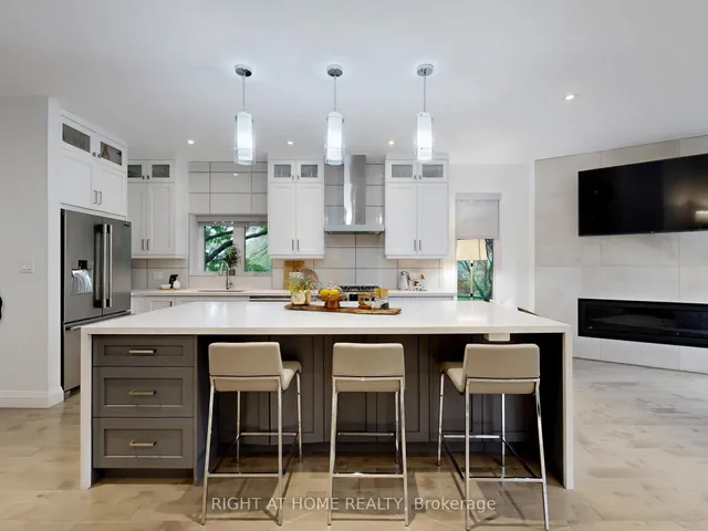 Additional image 8 of 475 Donlands Ave