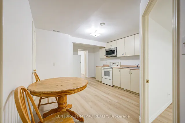 Additional image 33 of 27 Dalbret Cres