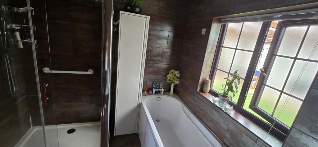 Additional image 11 of Stretton Road, Shirley