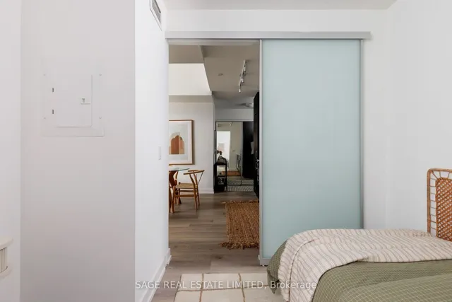 Additional image 21 of 158 Front St Unit 2210