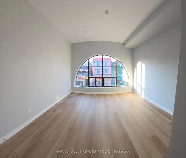 Additional image 8 of 453 Dundas St