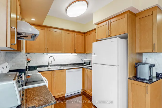 Additional image 17 of 18 William Carson Cres Unit 707