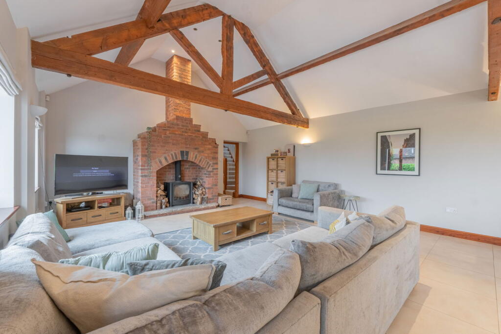 Additional image 13 of Longview Barn, Hewell Lane, Tardebigge, Worcestershire, B97 6QH