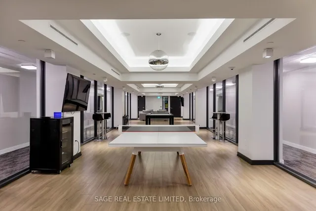 Additional image 33 of 158 Front St Unit 2210