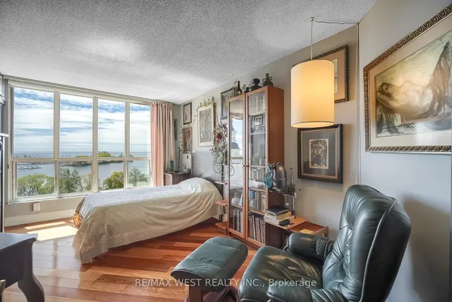 Additional image 33 of 2285 Lake Shore Blvd Unit 602