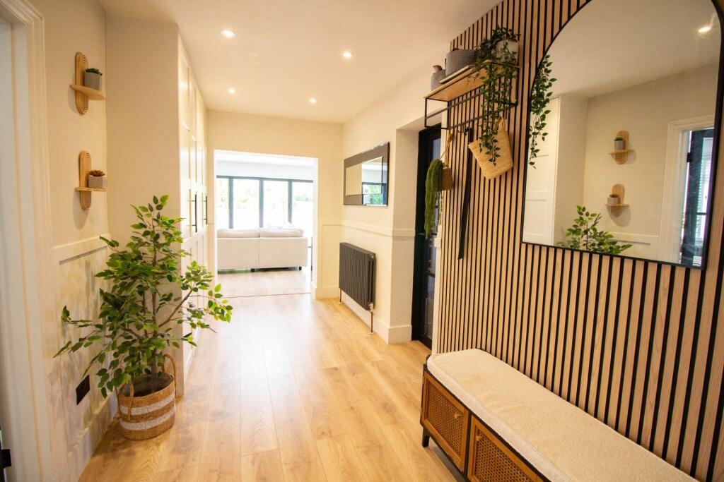 Additional image 29 of Lipyeate