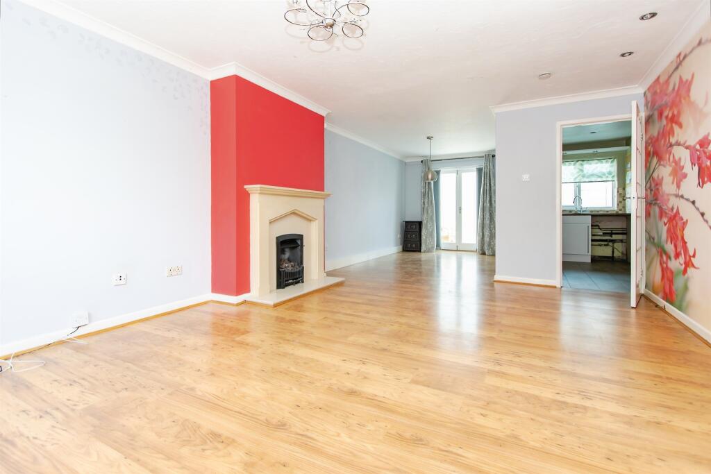 Additional image 15 of Carisbrooke Gardens, Yeovil