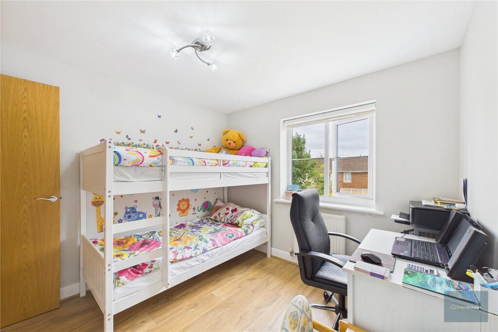 Additional image 13 of Runnymede Gardens, Wiltshire