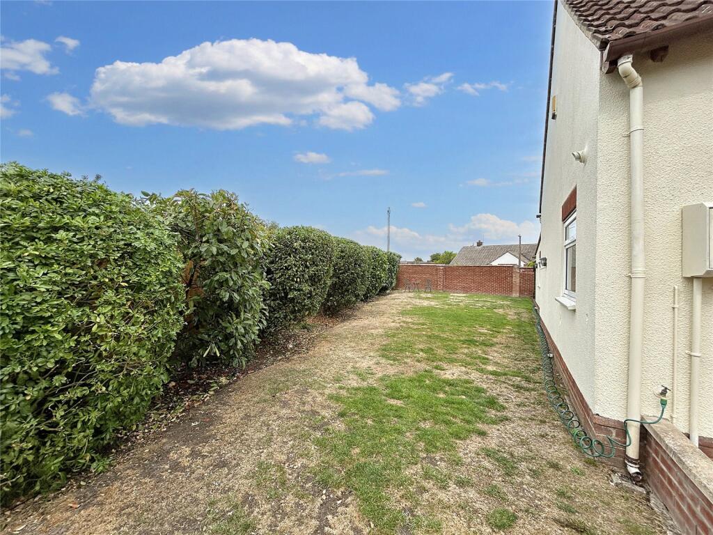 Additional image 19 of Field Close, Westbury