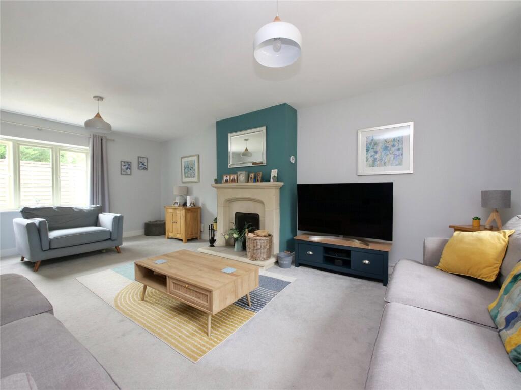 Additional image 8 of An exceptional four bedroom detached family home with spacious interiors, generous gardens, garage and driveway.