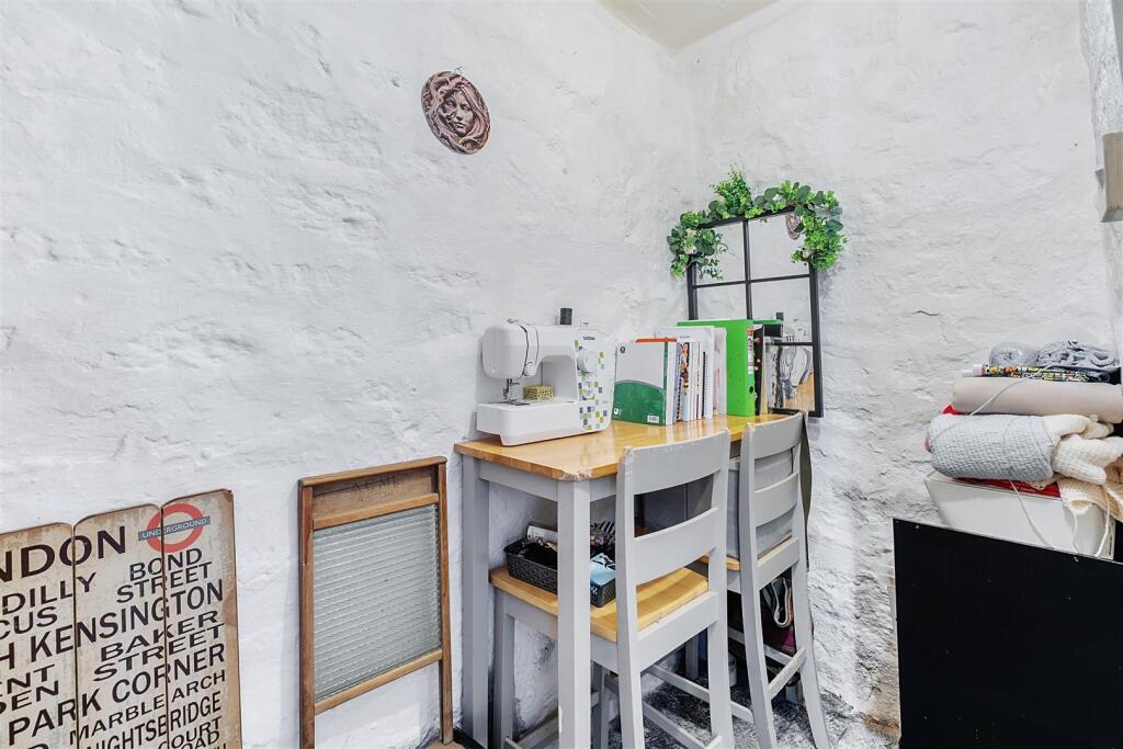 Additional image 11 of Flat 4, 93 Hendford Hill, Yeovil